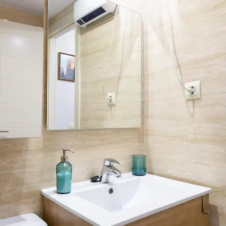 Apartamento Con Parking Cerca Del Centro Malaga Exterior photo